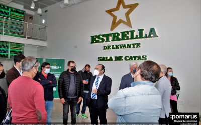 Presentación de la XX Regata de Carnaval VIII Trofeo Estrella de Levante