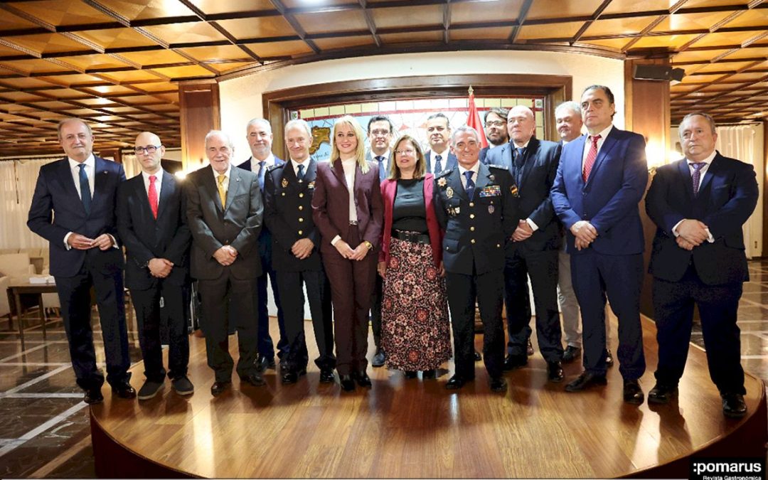 Acto de entrega del Bastón de Mando Policial a Ignacio del Olmo y a Alfonso Navarro en el C.D.S.C.A Oficiales Cartagena