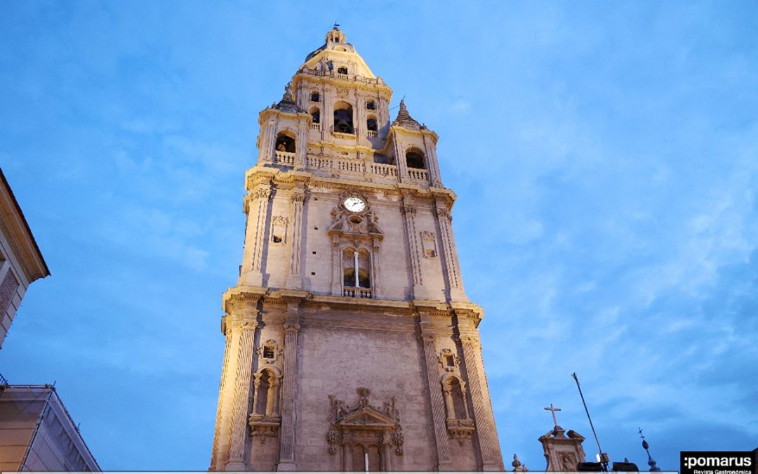 Cultura, historia y tapas: Ruta Gastronómica Cultural de Cervezas Alhambra en Murcia
