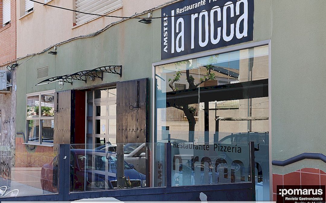 El Restaurante La Rocca, en Los Dolores de Cartagena, acoge una comida especial entre amigos